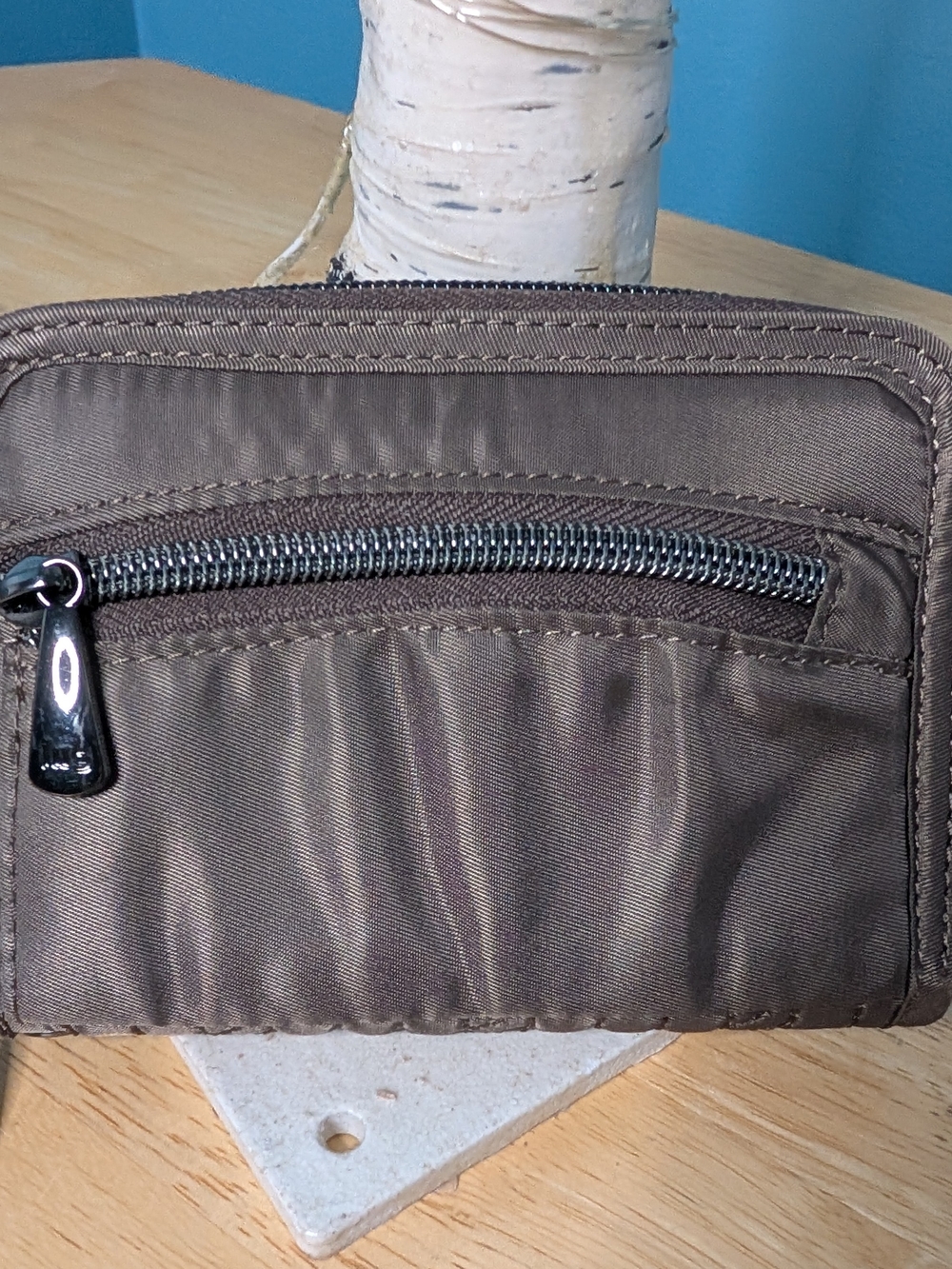 Lug Rodeo Quilted Wallet - Taupe - Picture 3 of 10